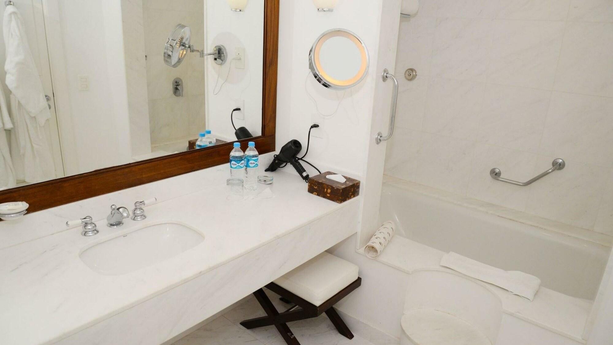 Mantra Resort Spa & Casino La Barra Bagian luar foto